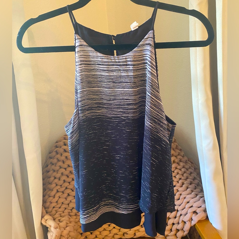 Tyche size L high neck/crop top